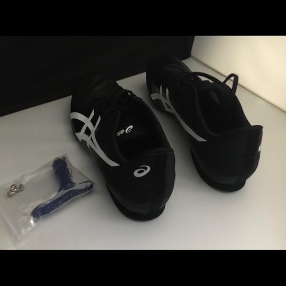 Asics Hyper MD7 Middle Distance  Running Spikes - Picture 4 of 6